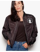 RENEWAL VINTAGE_ Bomber satinada "Cry Baby" de Forever Twentyone