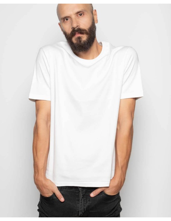 BÁSICOS_ Camiseta blanca...
