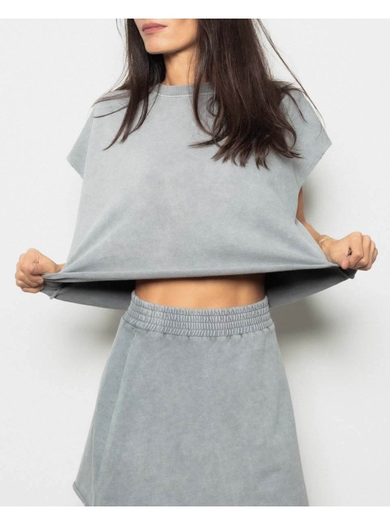 BASICS_ SEMI CROP sleeveless sweatshirt