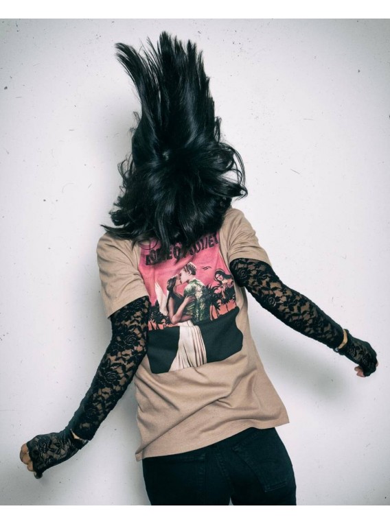 Camiseta Unisex "Tragic Romance" ©Romeo y Julieta